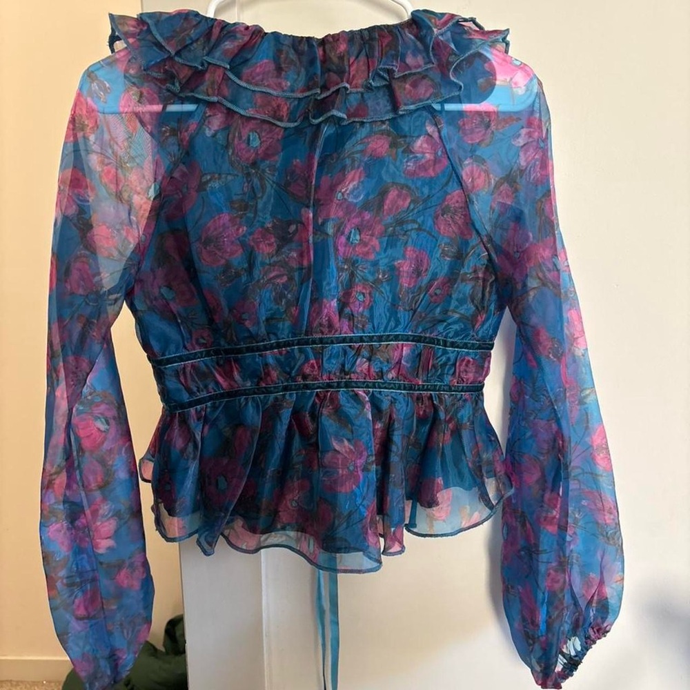 Floral Ruffle Blouse - Picture 2 of 3